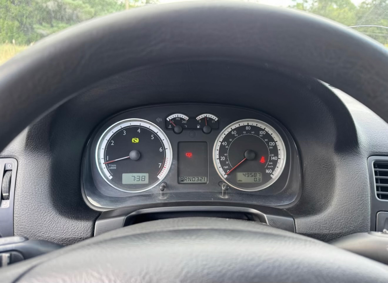2005 VOLKSWAGEN Jetta photo 8